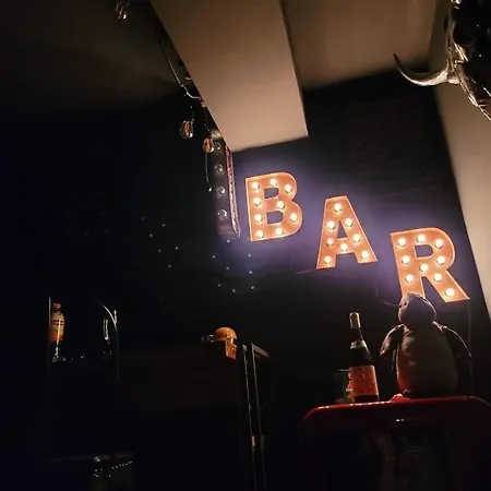 La Enchanteresse بيت خشبي