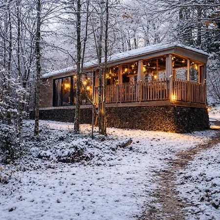 La Enchanteresse بيت خشبي Illoud